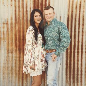 Meet your Posher, Macy